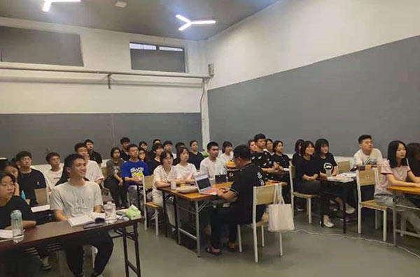 高考出分后要做好哪些事情呢？