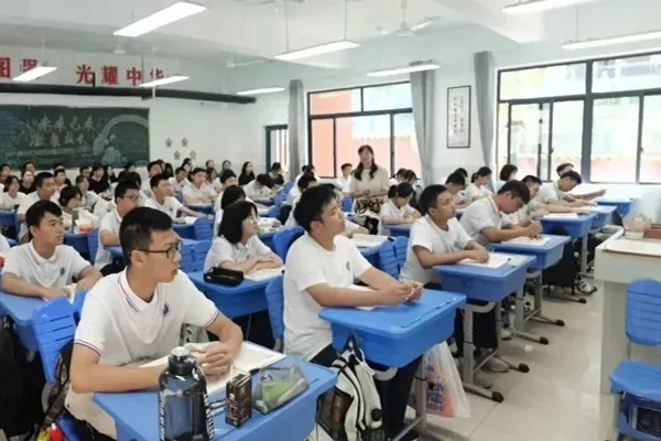 杭州高中复读学校有哪些？整理分类教学学校