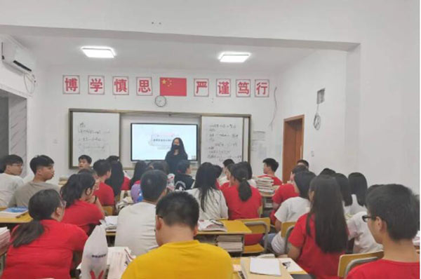 看艺术类招生简章需要注意哪些内容？