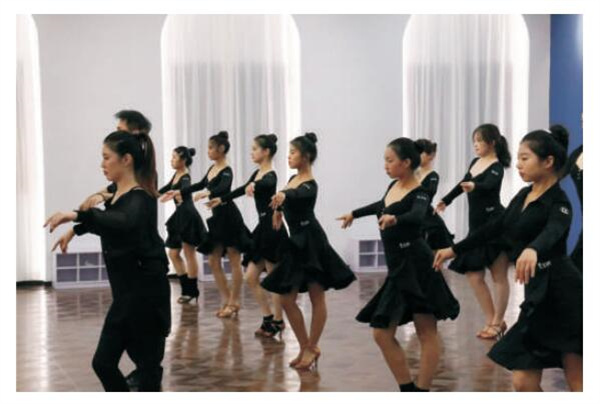 上海艺呗舞蹈专业艺考培训班