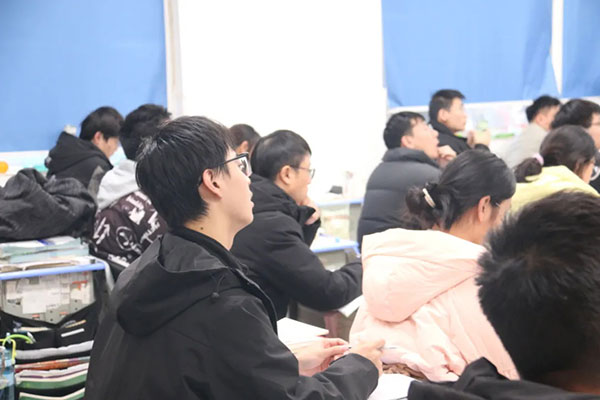 重庆艺术生文化课培训机构推荐有哪些？挑选靠谱的前三指南