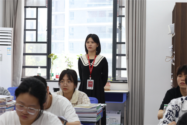 自学怎么报名参加高考，自学参加高考的条件