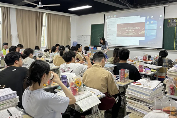 上海高复班有哪些学校？正规学校排名榜