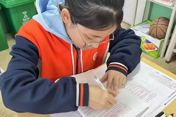 上海高考复读学校哪里专业？高性价比学校