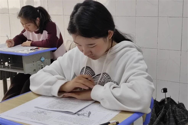 济南艺考文化课冲刺班有哪些地方可以报名?总结精细化管理地方