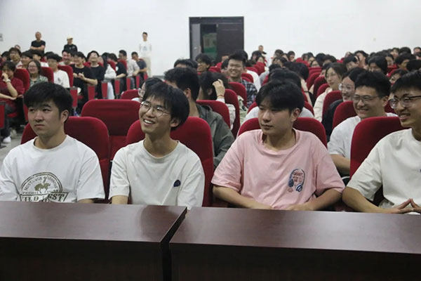 南京高复班有哪些学校可以报名？整理高品质学校