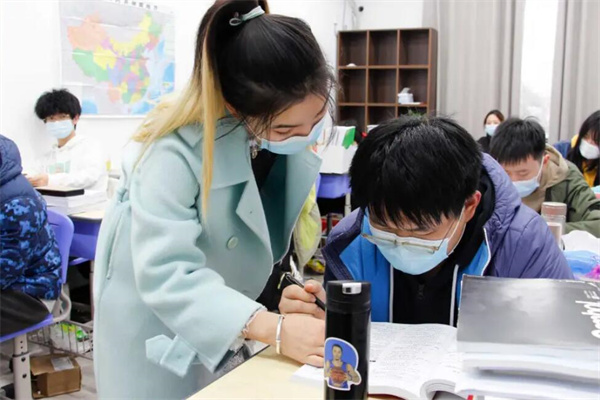 武汉高三复读学校有哪些地方好一点?快来看看吧!