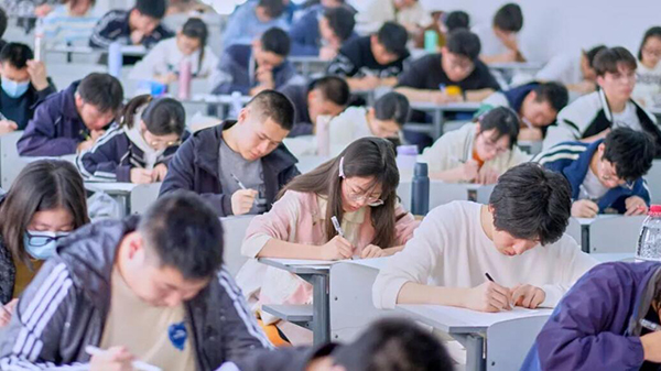 郑州好的高考民办复读学校，推荐四家靠谱学校