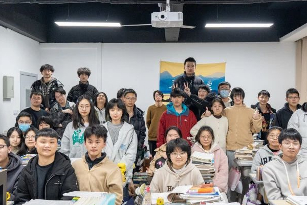 长沙高复班哪些学校好一点？这3所都很牛