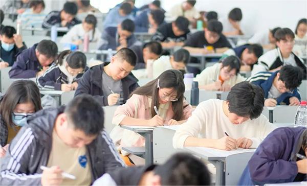 石家庄高考复读班哪里正规？三家灵活教学机构推荐