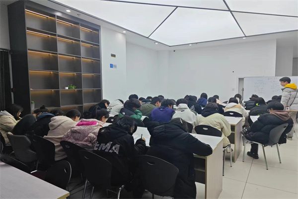 福州高考复读学校哪个好？高评分学校介绍