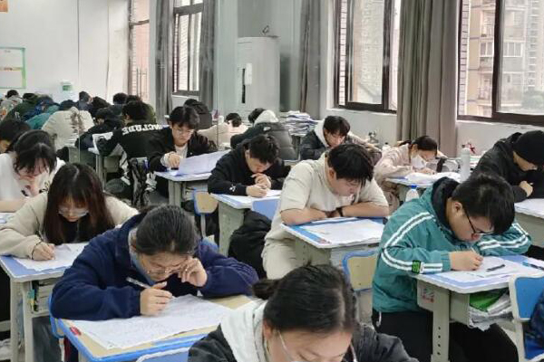 北京高复学校有几家学校？整理优化教育学校