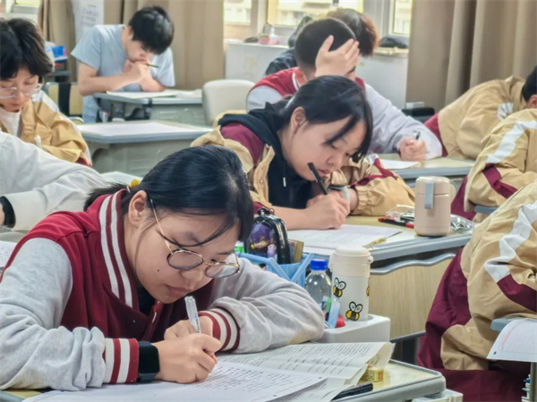 兰州高三冲刺班哪个学校好点？多元化辅导学校介绍