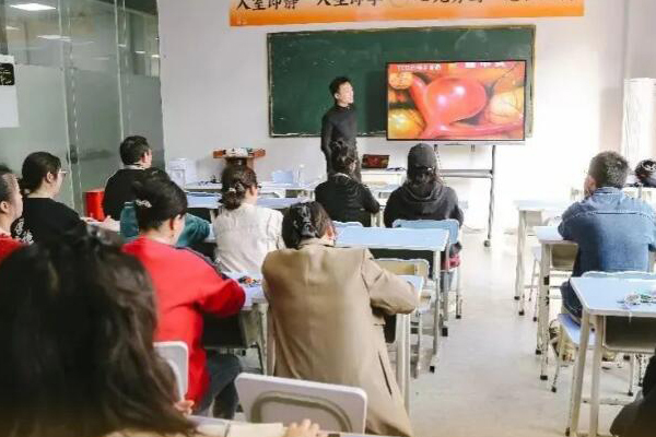 石家庄高三复读培训机构哪个好一些呢?模式化教学