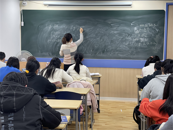 南京厉害的高考复读班有哪些？小班授课学校介绍