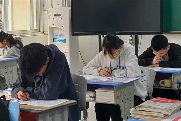 无锡高三复读学校哪个好一点呢?推荐系统完善学校