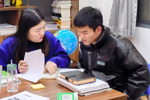 兰州全封闭式高考培训班哪家好一点？考察这3家