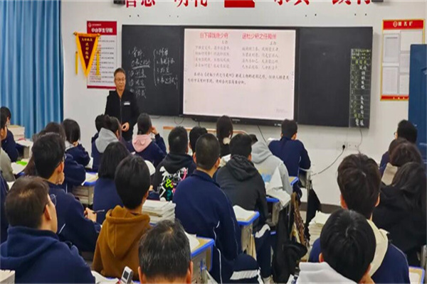 南宁高三复读哪个学校好一点呢？3家口碑不错学校