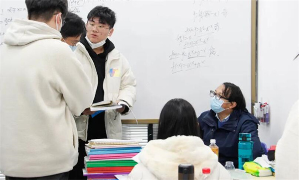 福州高复学校有哪些学校招生（福州哪里有高三复读学校）