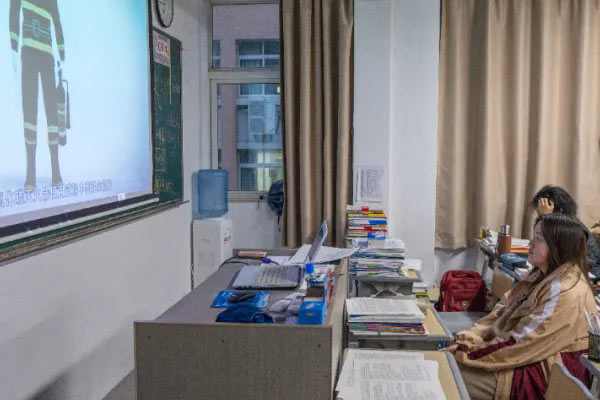 东莞高复学校哪家好一点?综合对比看一下