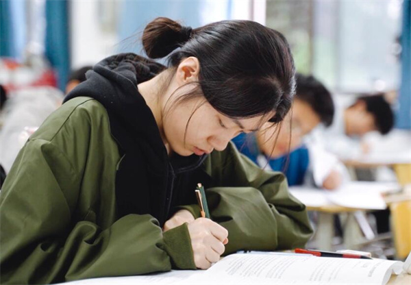 山西太原高三复读比较好的学校有哪些？全日制教学学校