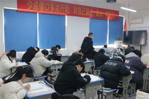 太原高三复读班有哪些学校可以上？推荐面授教学学校