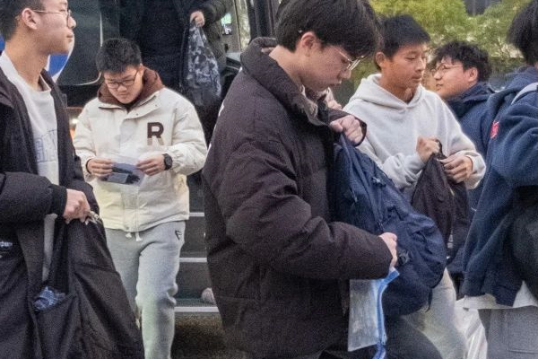 成都高考全日制补习机构排名，上榜环境好的学校