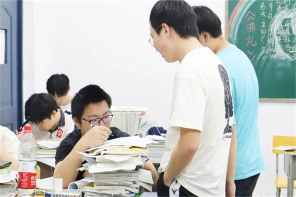 深圳高三复读有哪些学校可以报？设施完善学校