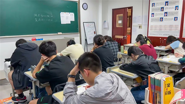 南京高考复读机构有哪几家好的学校？这3家学习氛围好