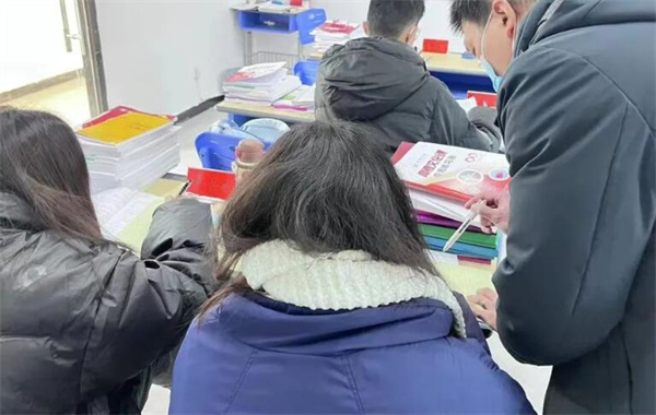 广州辅导高三复读班有哪些机构可以报名?这3家教材和试题好