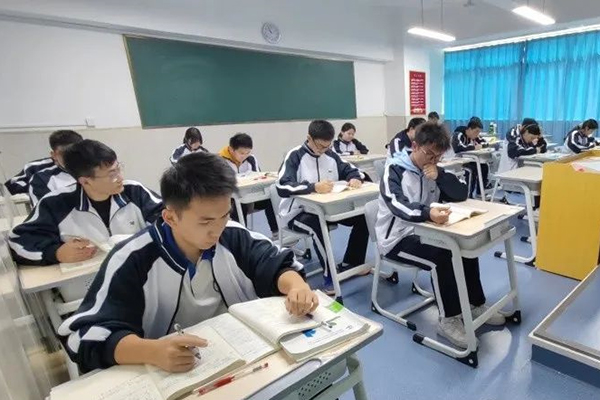东莞高考复读班有什么学校？这7家都好