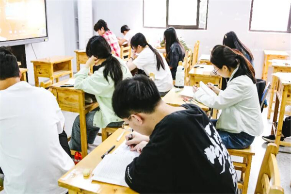 分享！2024福州市高考复读机构有哪些？介绍10所学校