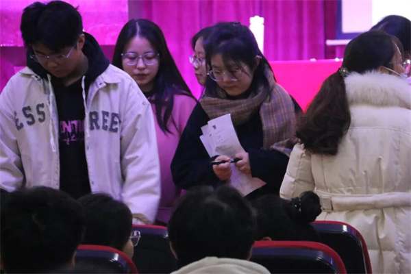 济南高三复读辅导学校有哪些？推荐系统教学学校