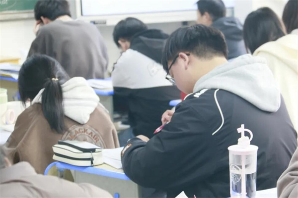 无锡高考复读学校有哪些学校？推荐高效提分学校