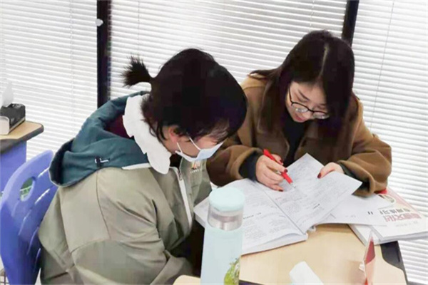郑州比较好的高三补习班，介绍几家靠谱机构
