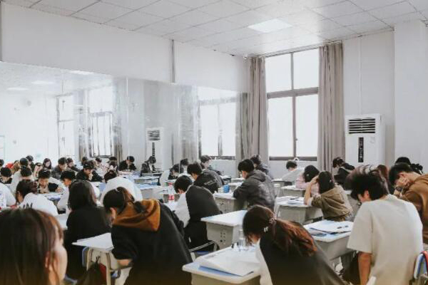 合肥高考培训机构哪家强一点？选择教学实力强的机构