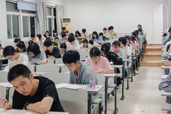 青岛高考复读哪里好一点?精选学校位置一览