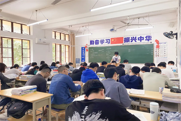 青岛高三复读去哪里?优选3家学校位置