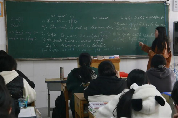 天津市高考复读学校名单？模块化练习学校