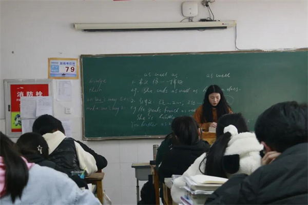 重庆高三复读的学校有哪些呢？专项训练学校