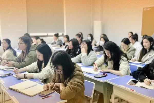 成都正规的高考复读学校有哪些地方？强推这3家学校