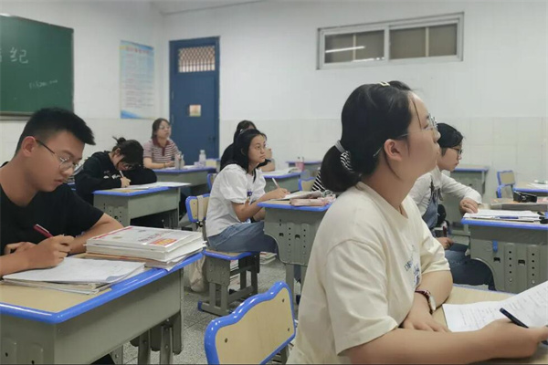 天津哪里可以复读高三？推荐学校位置