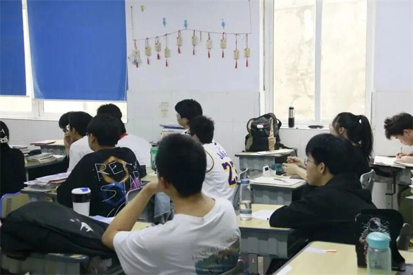 西安有哪些高复学校招生?介绍管理完善学校