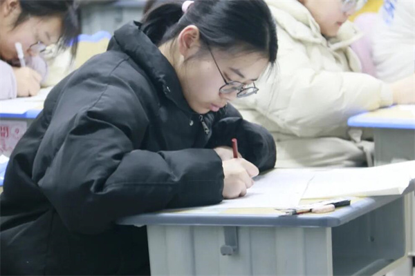 杭州的高复学校哪个好？盘点精准教学学校