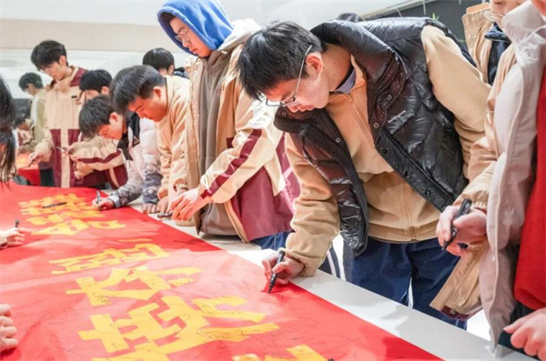 合肥有哪些高中复读学校比较好点？盘点深度剖析高考学校