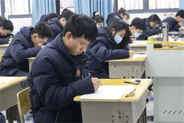 济南正规高三复读学校在哪里啊？多样化辅导学校