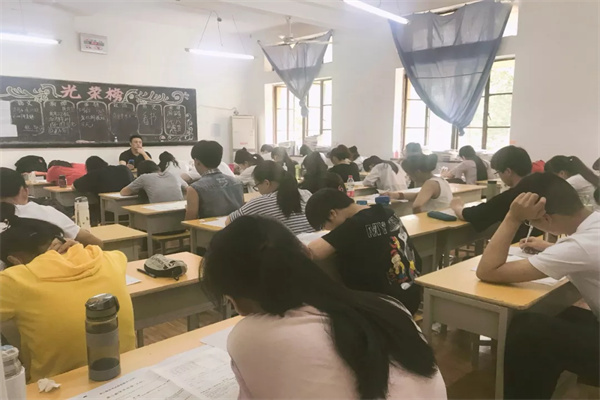 北京高三复读的学校有哪些?好评学校一览