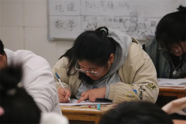 兰州高考复读辅导班有哪些机构？盘点全日制机构