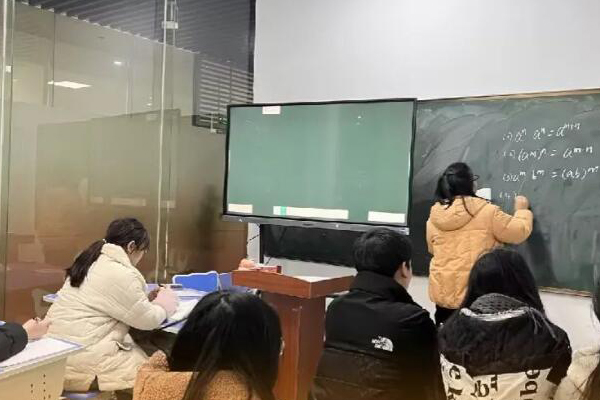 武汉有哪些高复学校可以上学？精选科学指导学校