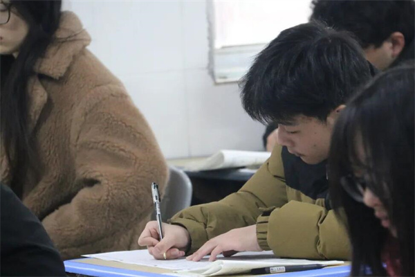 天津高三复读学校推荐？只推荐好学校